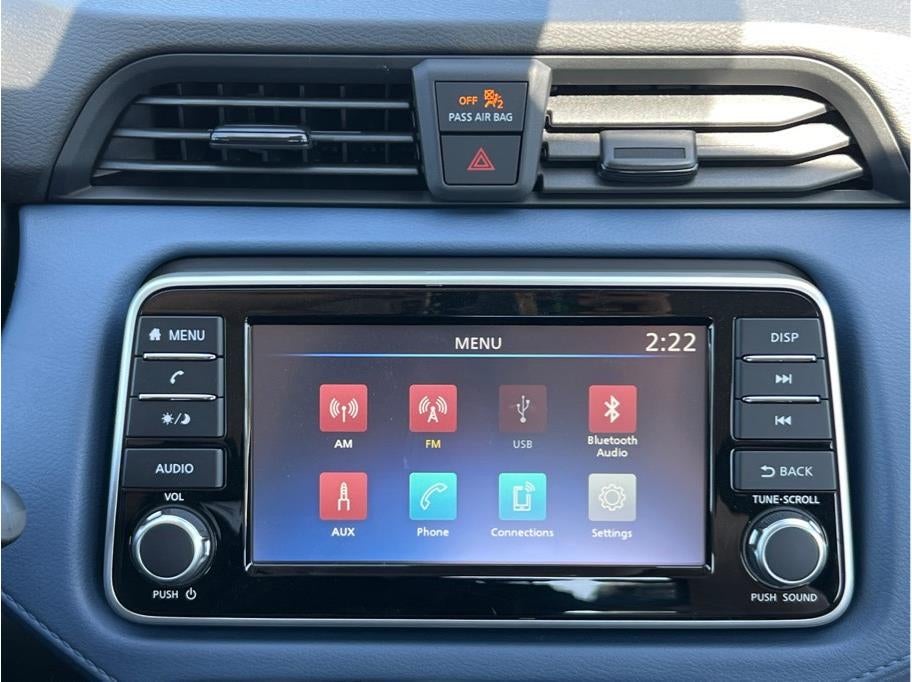 2025 Nissan Versa SV Sedan 4D