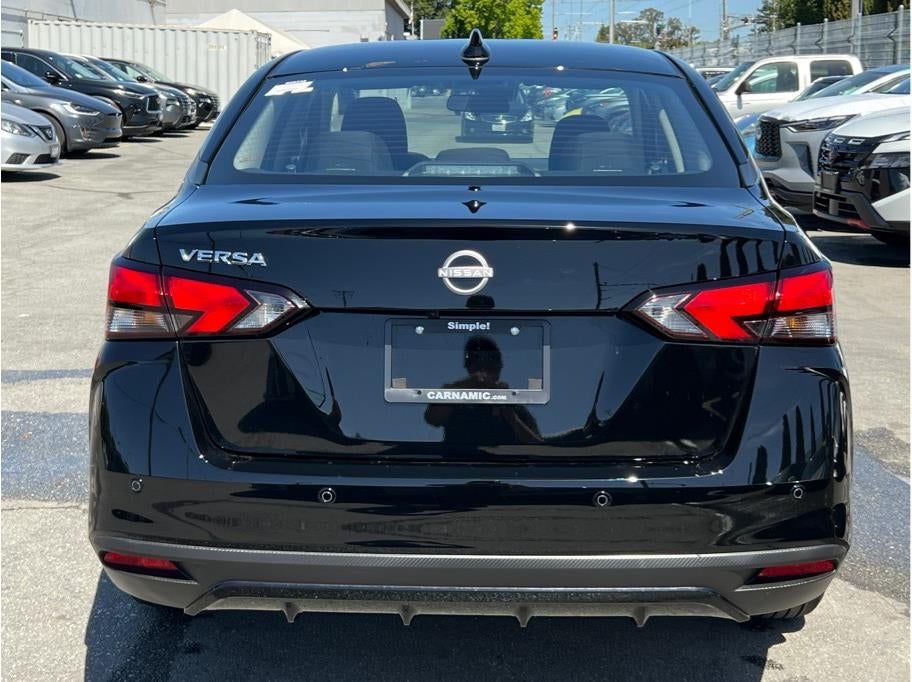 2025 Nissan Versa SV Sedan 4D