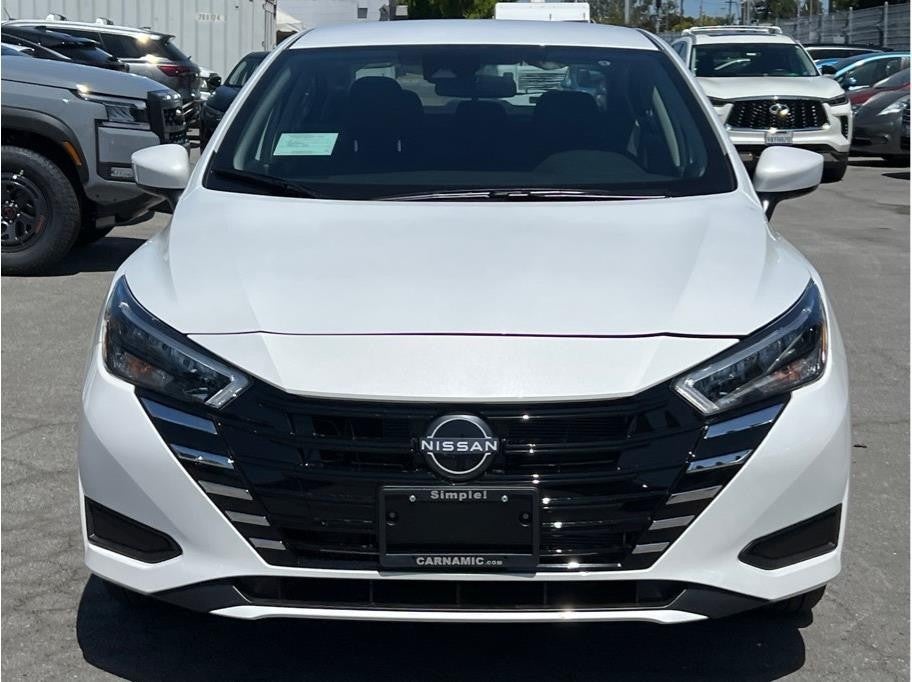 2025 Nissan Versa SV