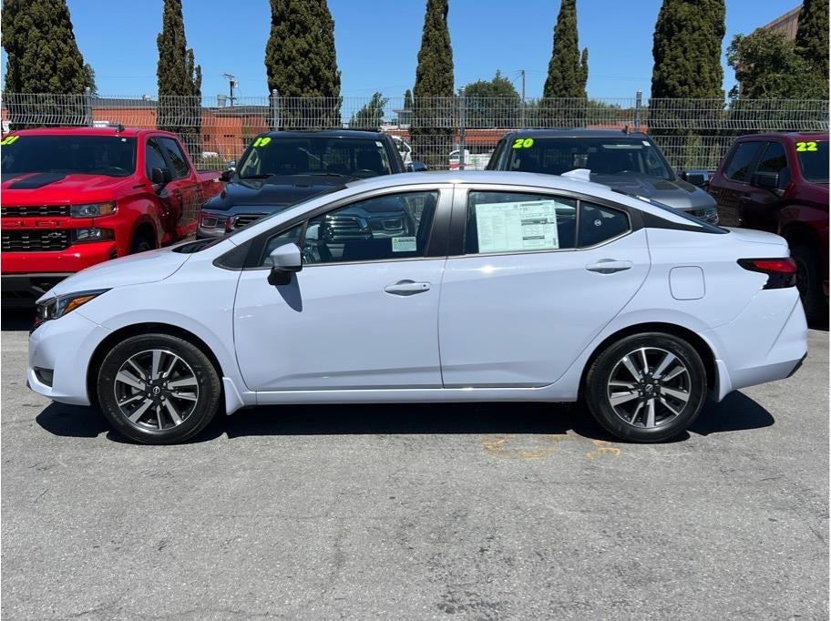 2025 Nissan Versa SV Sedan 4D
