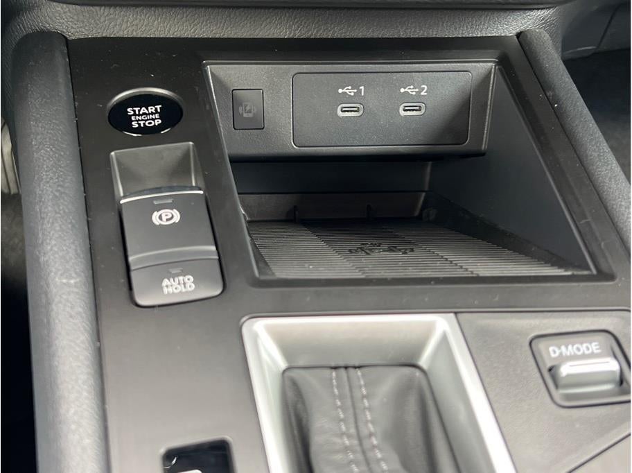 2026 Nissan Kicks MPV SV