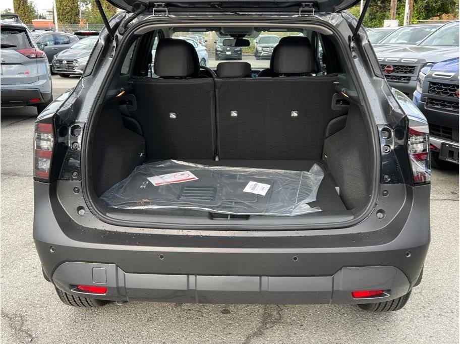 2026 Nissan Kicks MPV SV