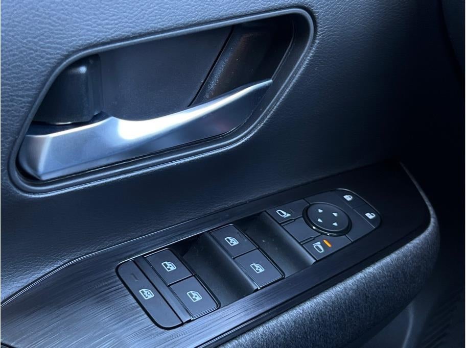 2027 Nissan Kicks MPV SV
