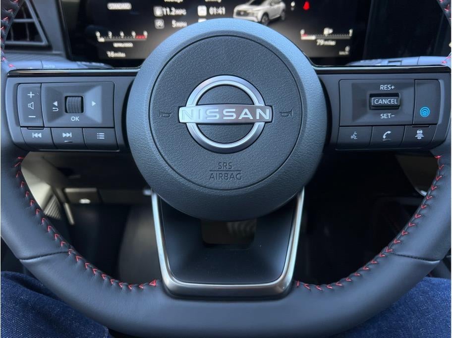 2025 Nissan Kicks SR Sport Utility 4D