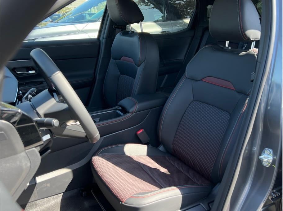 2026 Nissan Kicks MPV SR