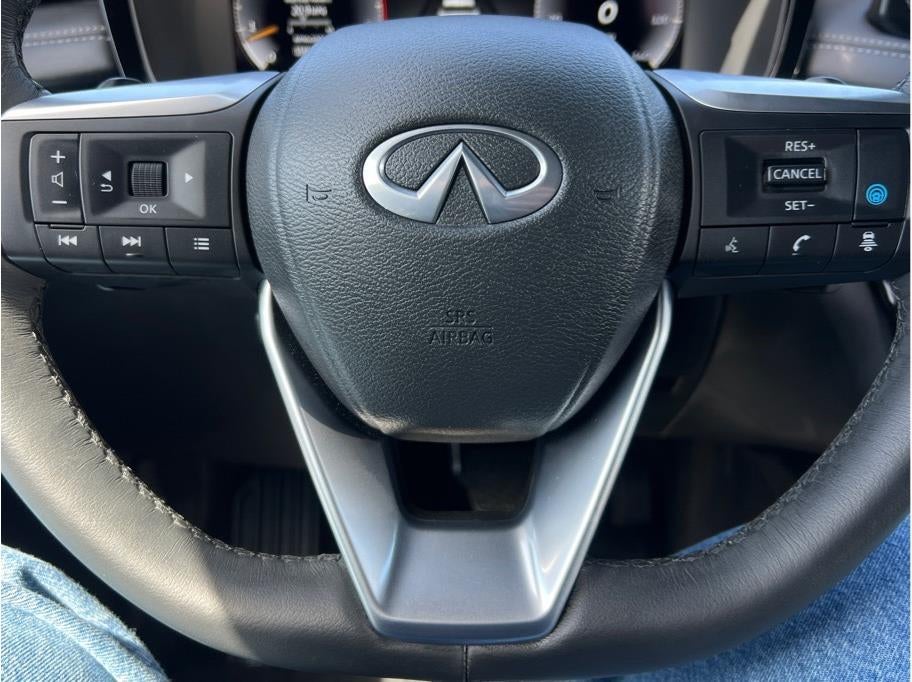2025 INFINITI QX60 LUXE Sport Utility 4D
