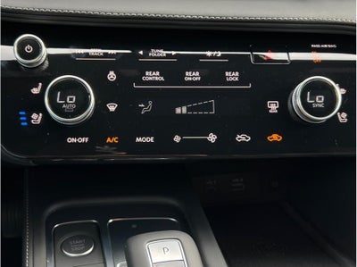 2025 INFINITI QX60 LUXE Sport Utility 4D