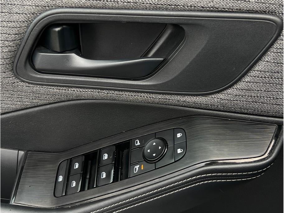 2021 Nissan Rogue S Sport Utility 4D