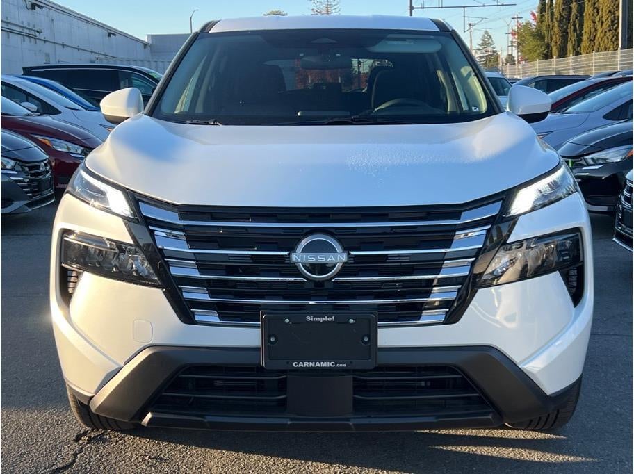 2026 Nissan Rogue SV Sport Utility 4D