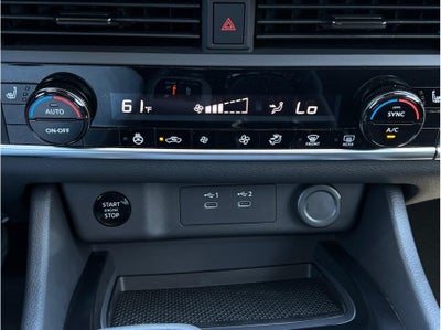 2026 Nissan Rogue SV (2026.5) Sport Utility 4D