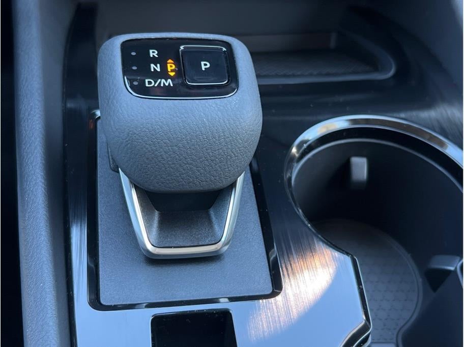 2026 Nissan Rogue SV (2026.5) Sport Utility 4D