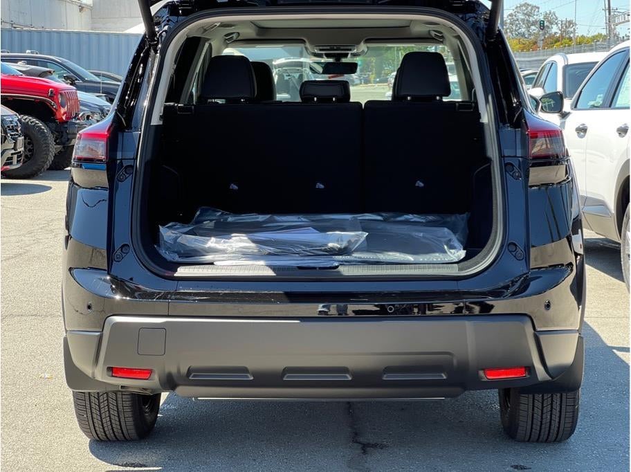 2026 Nissan Rogue SV (2026.5) Sport Utility 4D