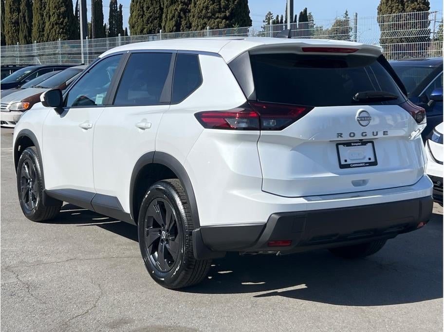 2026 Nissan Rogue 2026.5 SV