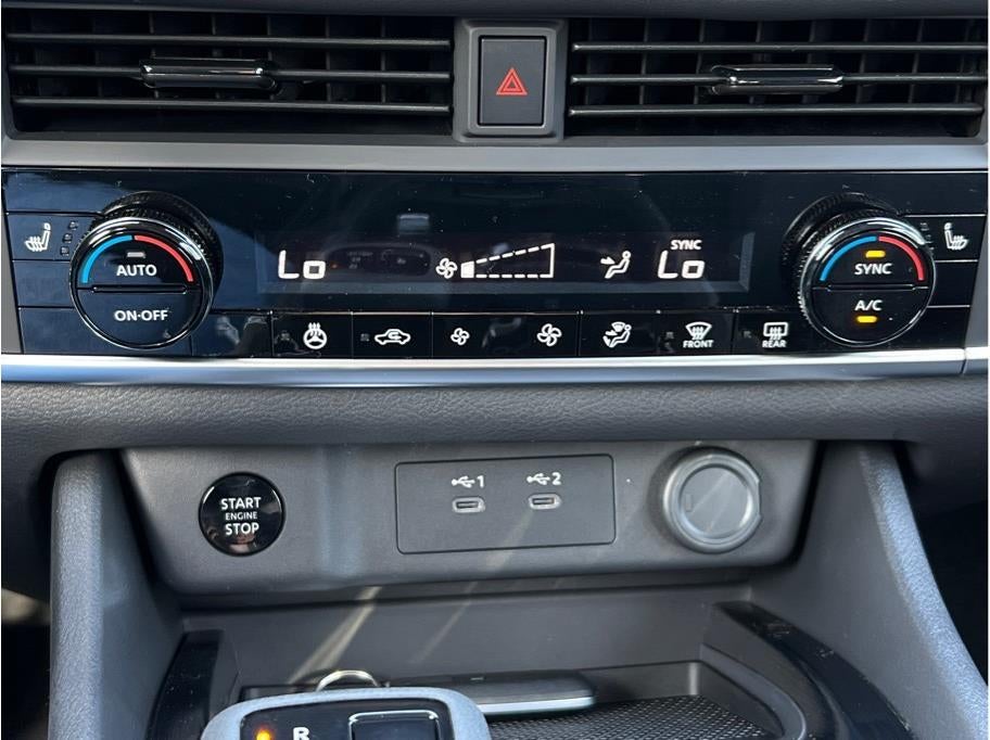 2026 Nissan Rogue SV Sport Utility 4D