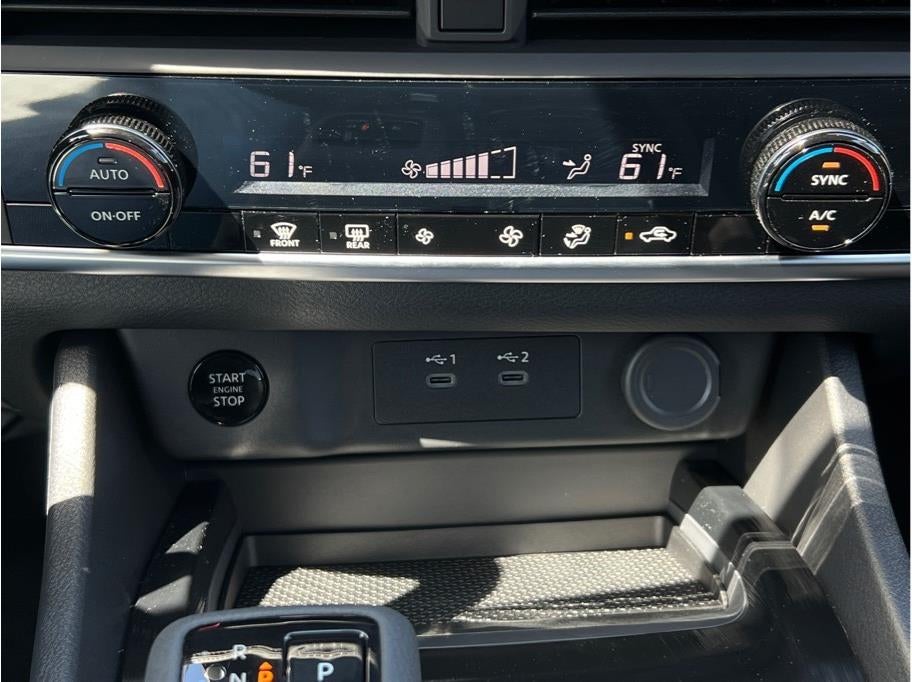 2026 Nissan Rogue 2026.5 SV