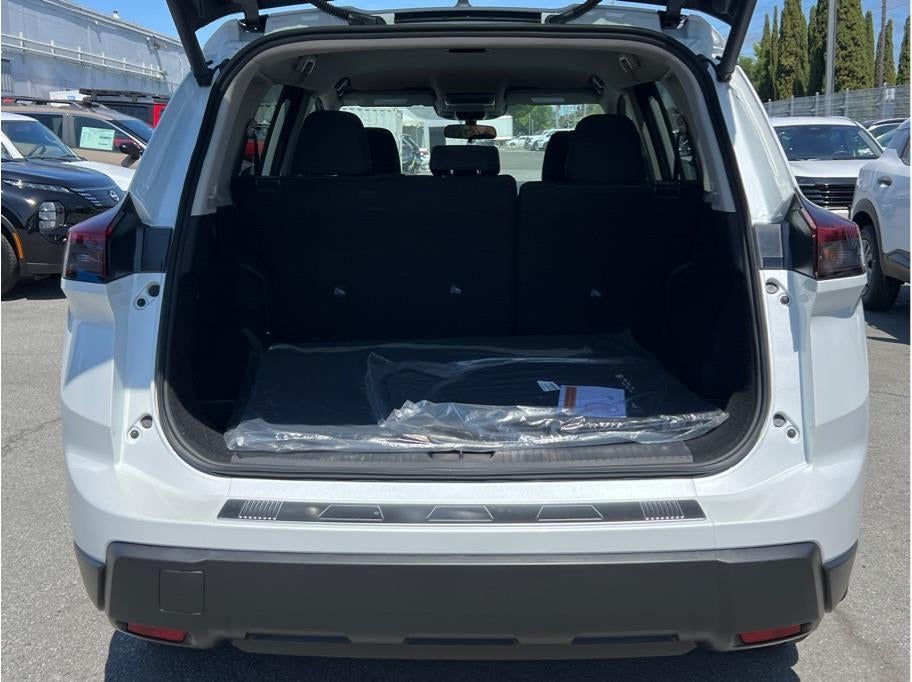 2026 Nissan Rogue 2026.5 SV
