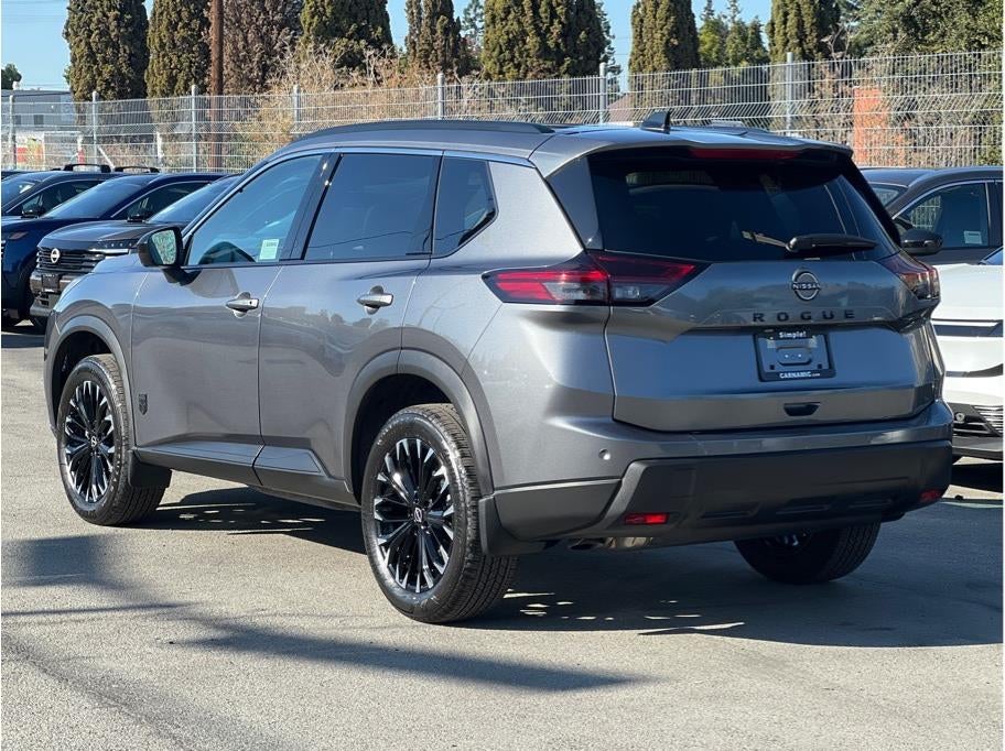 2027 Nissan Rogue SV