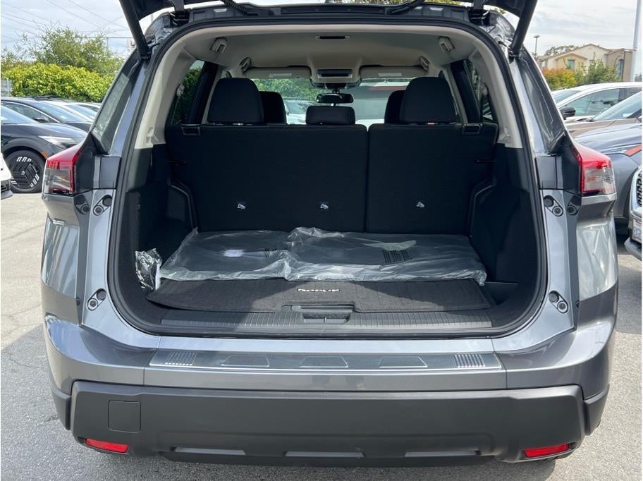 2026 Nissan Rogue 2026.5 SV