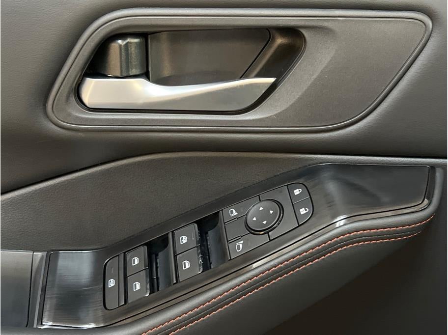 2026 Nissan Rogue SV Sport Utility 4D