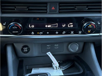 2026 Nissan Rogue SV Sport Utility 4D