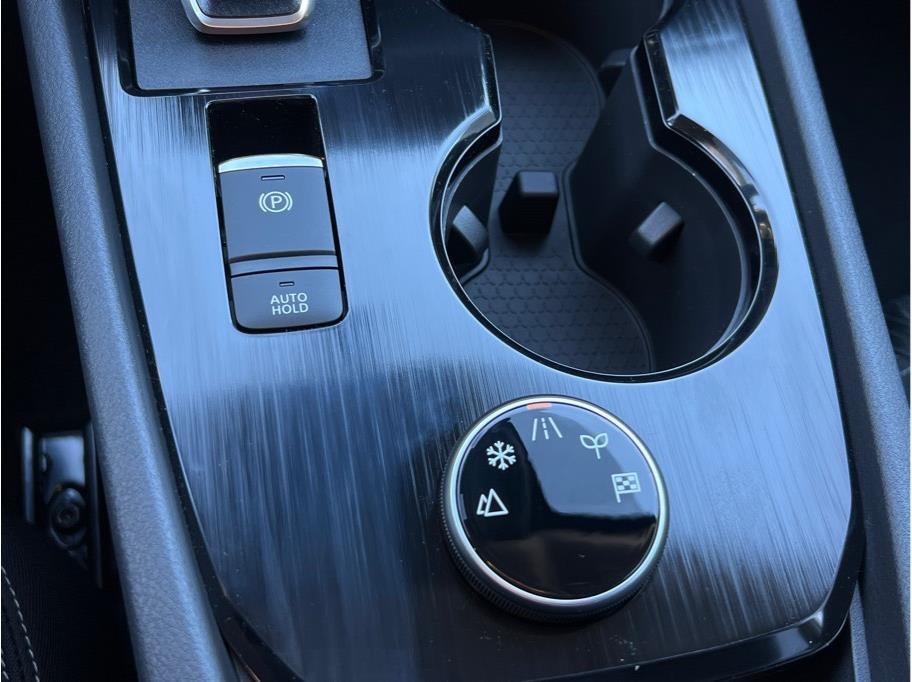 2026 Nissan Rogue SV Sport Utility 4D