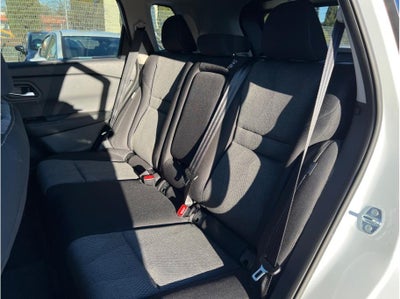 2026 Nissan Rogue SV Sport Utility 4D