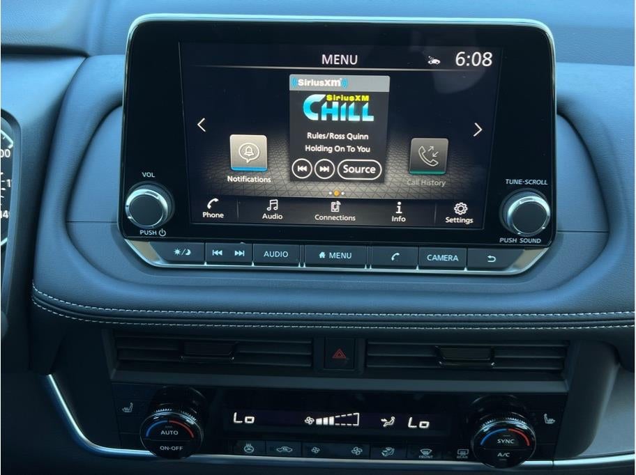 381 Nissan Rogue SV