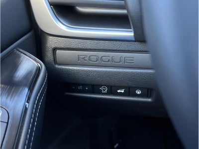 381 Nissan Rogue SV