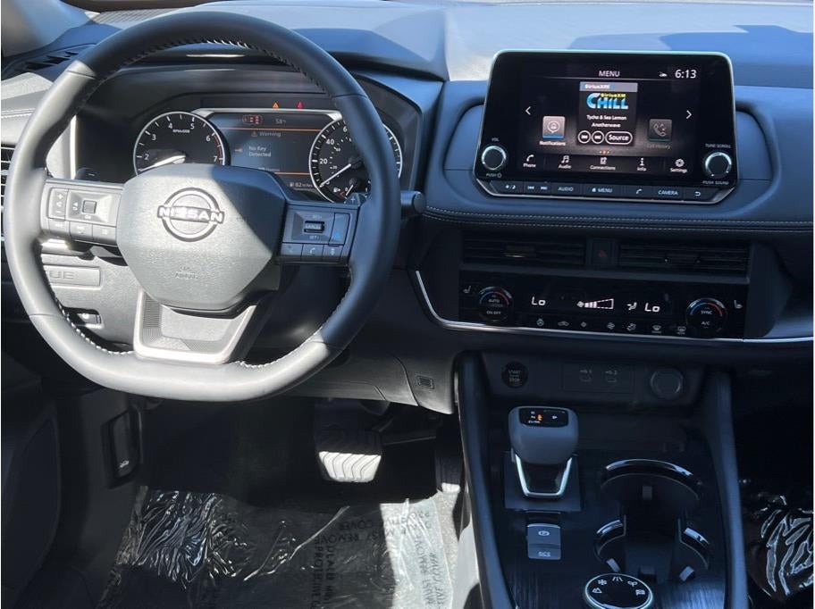 381 Nissan Rogue SV