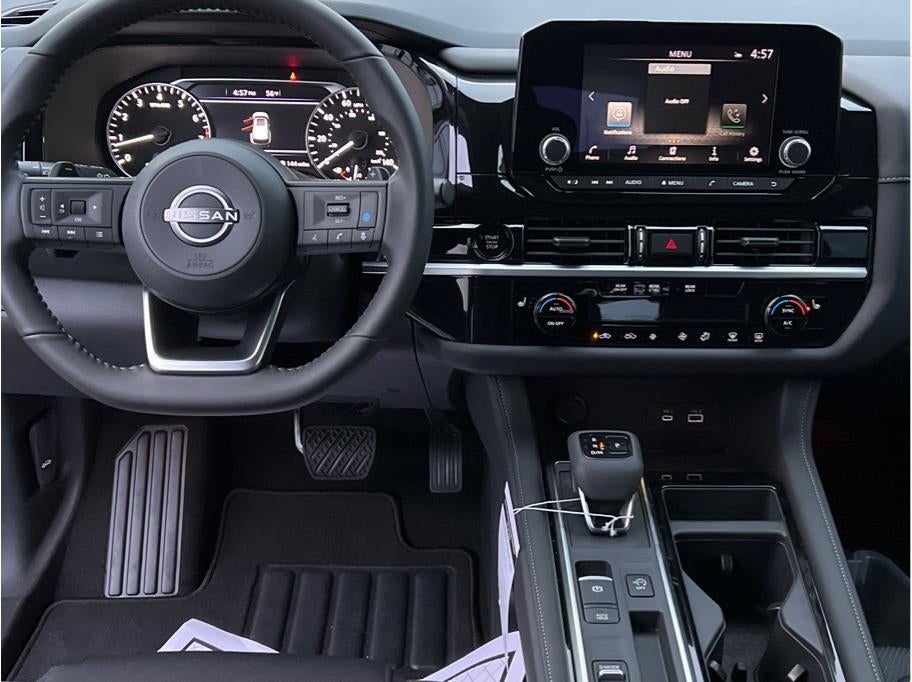 2025 Nissan Pathfinder SV Sport Utility 4D