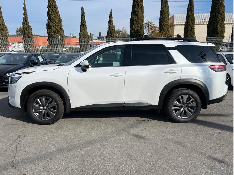 2025 Nissan Pathfinder SV Sport Utility 4D