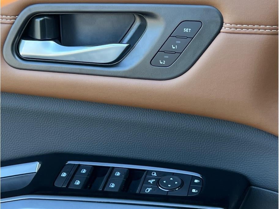 2026 Nissan Pathfinder Platinum Sport Utility 4D