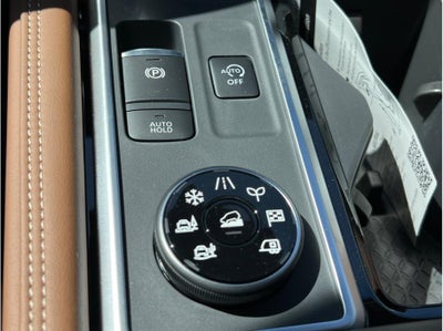 2026 Nissan Pathfinder Platinum Sport Utility 4D