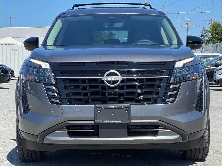 2026 Nissan Pathfinder Platinum Sport Utility 4D