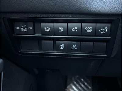 2022 Toyota Tundra Hybrid CrewMax Limited Pickup 4D 5 1/2 ft