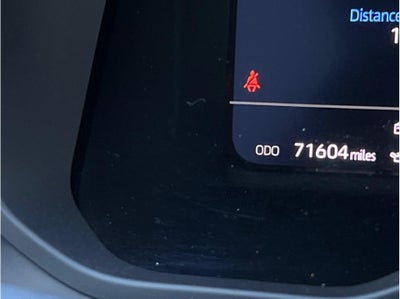 2022 Toyota Tundra Hybrid CrewMax Limited Pickup 4D 5 1/2 ft