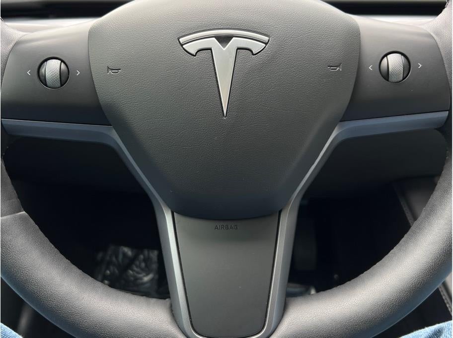 2021 Tesla Model 3 Standard Range Plus Sedan 4D