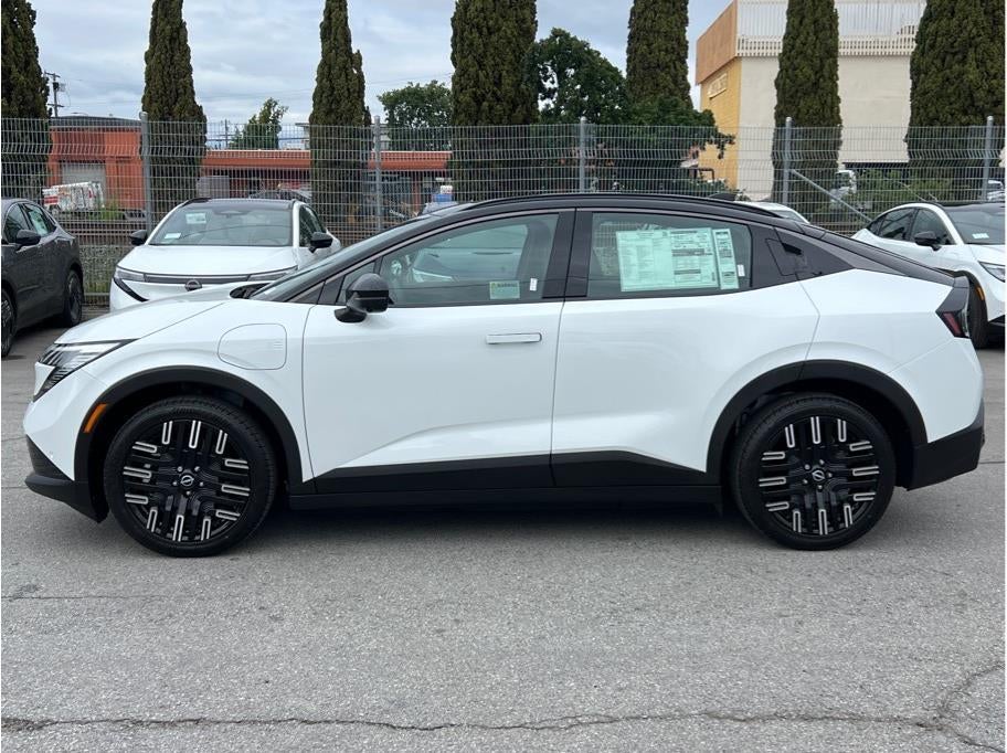 2026 Nissan Leaf Platinum+
