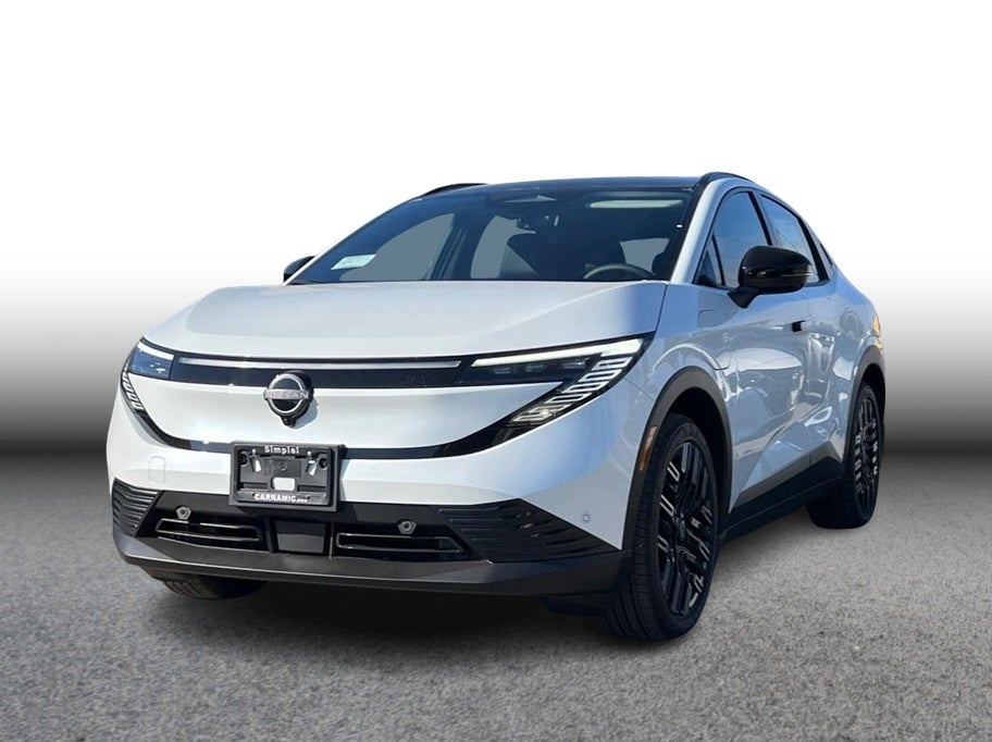 2026 Nissan LEAF PLATINUM PLUS Hatchback 4D