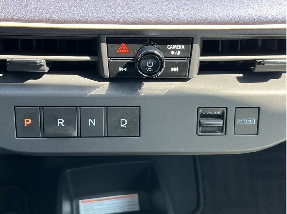 2026 Nissan Leaf Platinum+