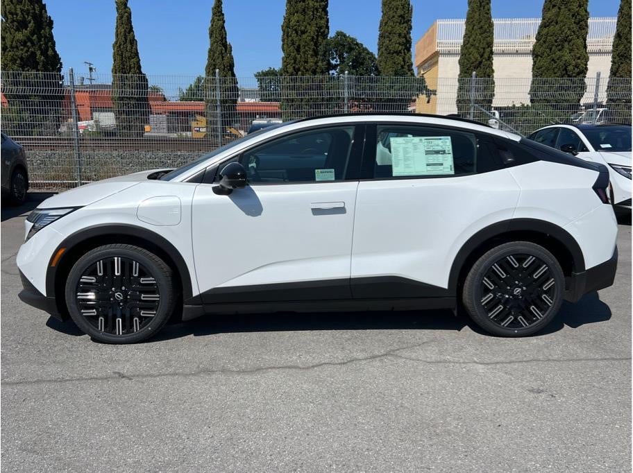 2026 Nissan Leaf Platinum+