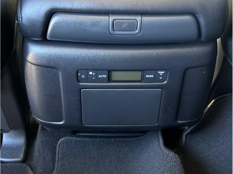 2023 Nissan Armada SV Sport Utility 4D