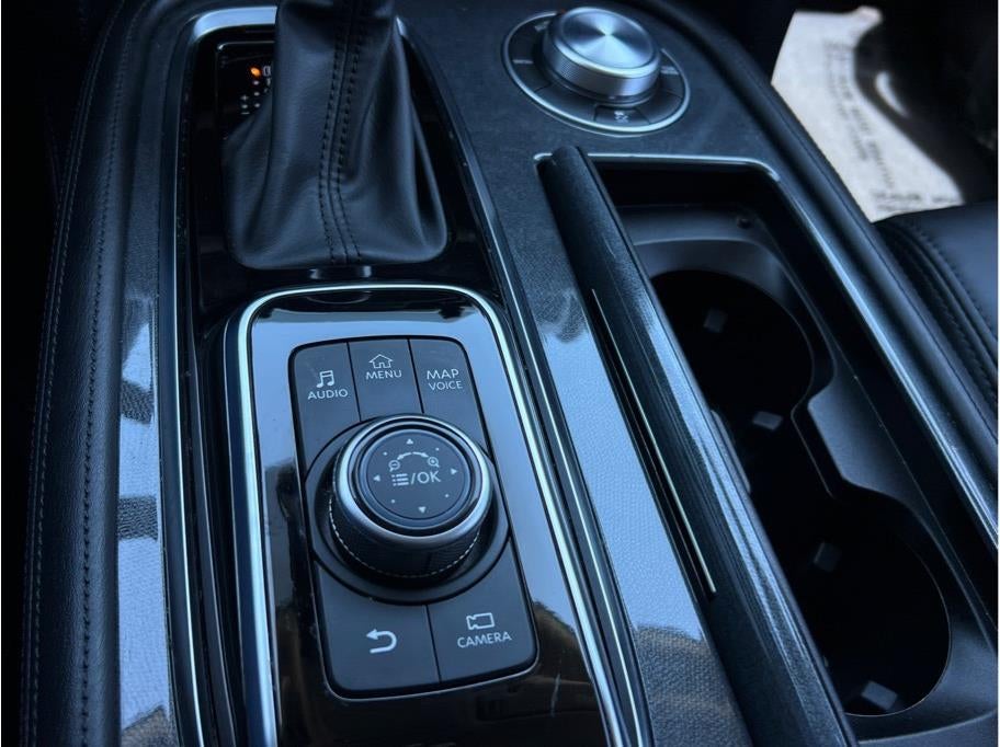 2023 Nissan Armada SV Sport Utility 4D