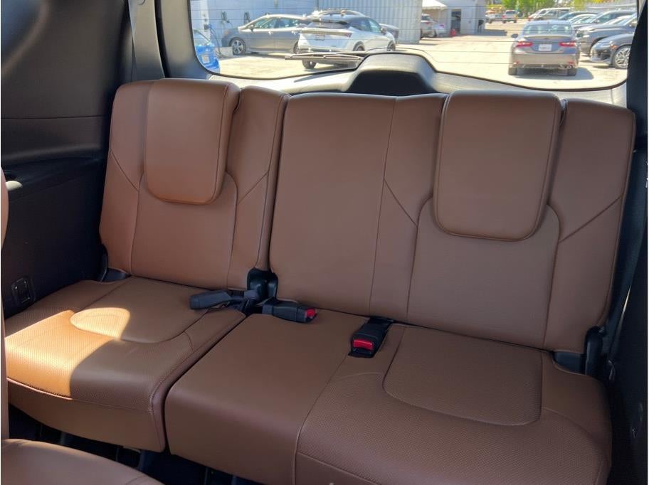 2024 INFINITI QX80 SENSORY Sport Utility 4D