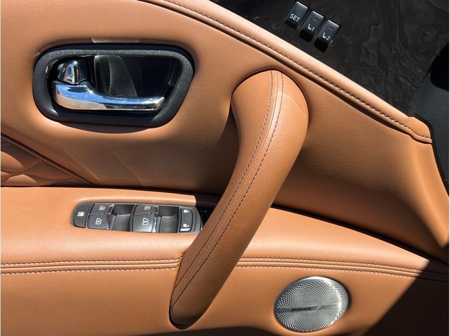 2024 INFINITI QX80 SENSORY Sport Utility 4D