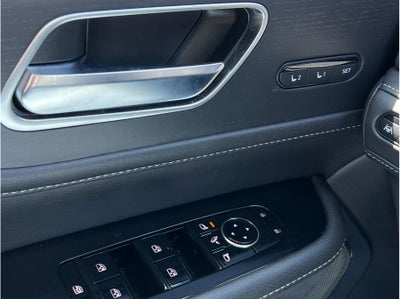 2025 INFINITI QX80 SENSORY Sport Utility 4D