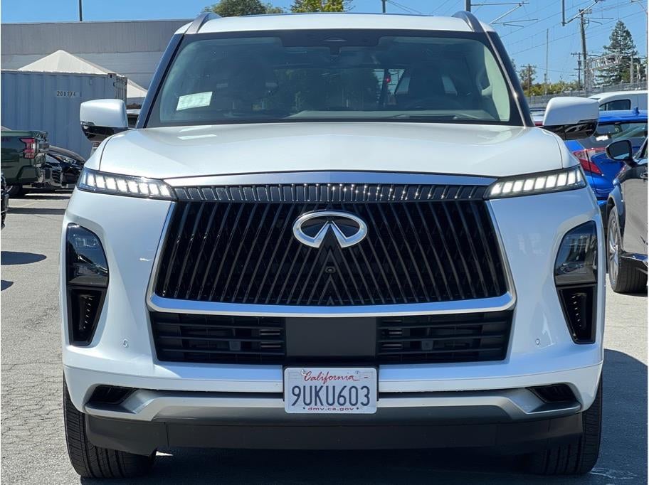 2025 INFINITI QX80 SENSORY Sport Utility 4D
