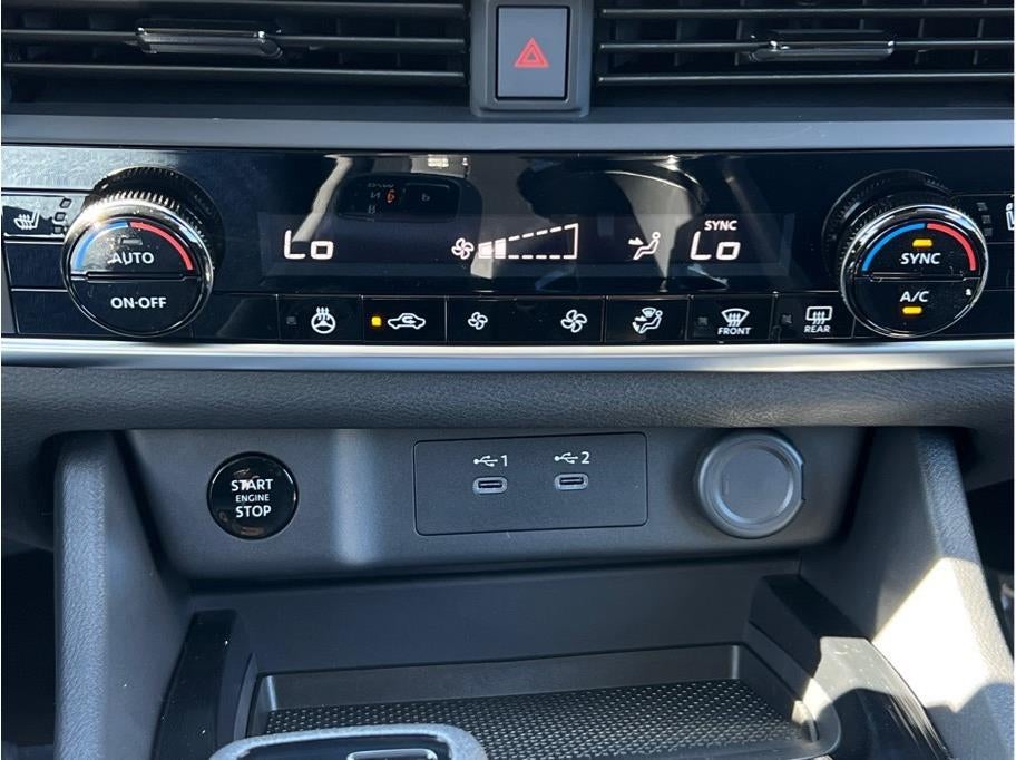 2026 Nissan Rogue SV (2026.5) Sport Utility 4D