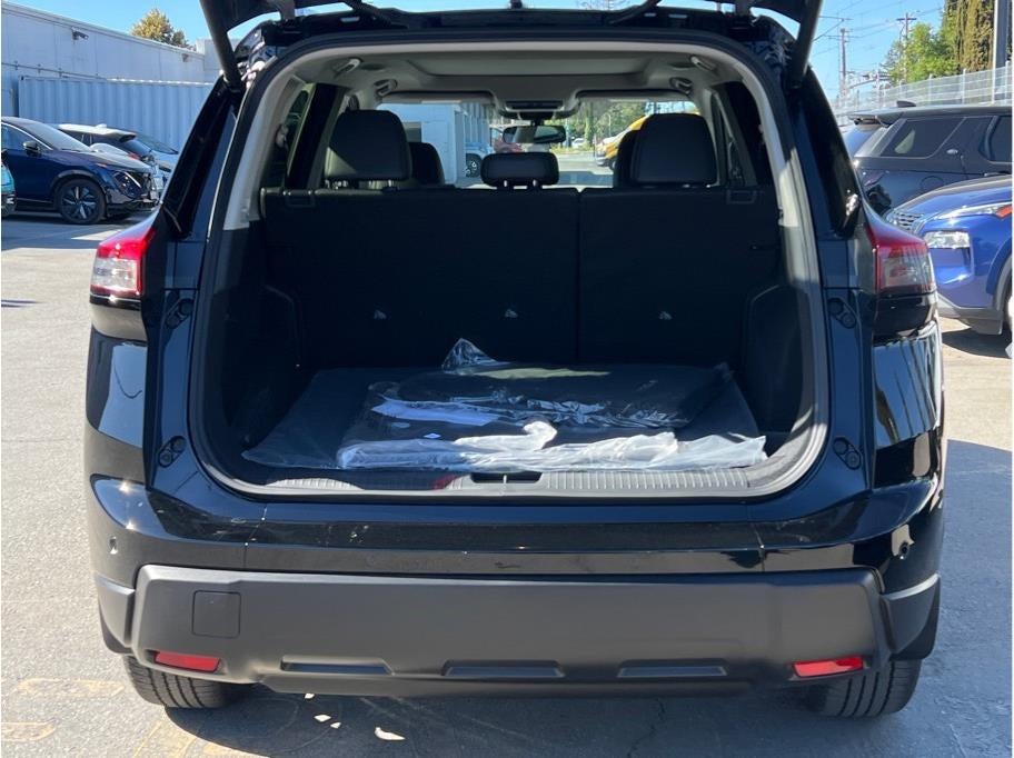 2026 Nissan Rogue SV (2026.5) Sport Utility 4D