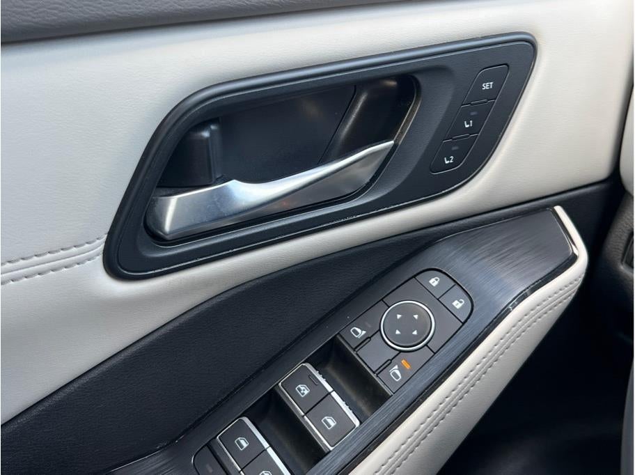 2025 Nissan Rogue SL Sport Utility 4D